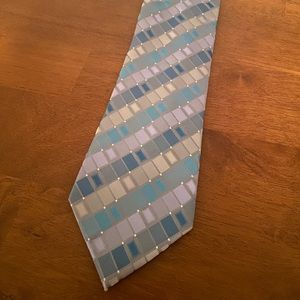 Kenneth Cole 100% Silk Tie